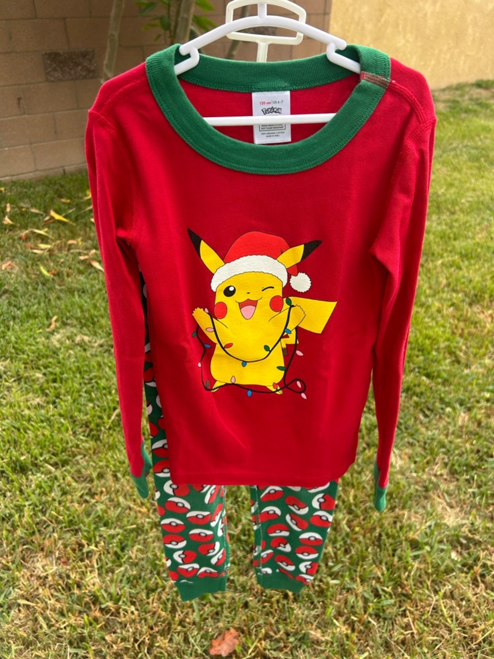 Hanna Andersson Red & Green Pikachu Holiday Pajama Set